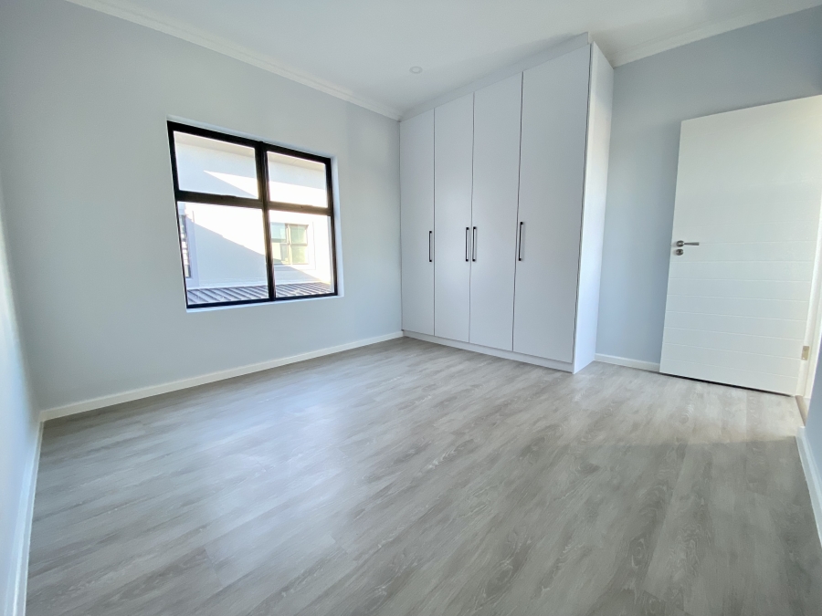 4 Bedroom Property for Sale in Sandown Western Cape